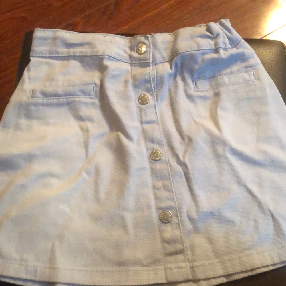 Girl skirt - Picture 1 of 3